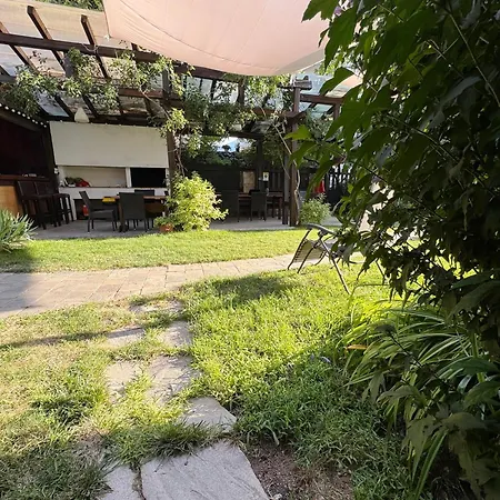 Valentina Apartman *